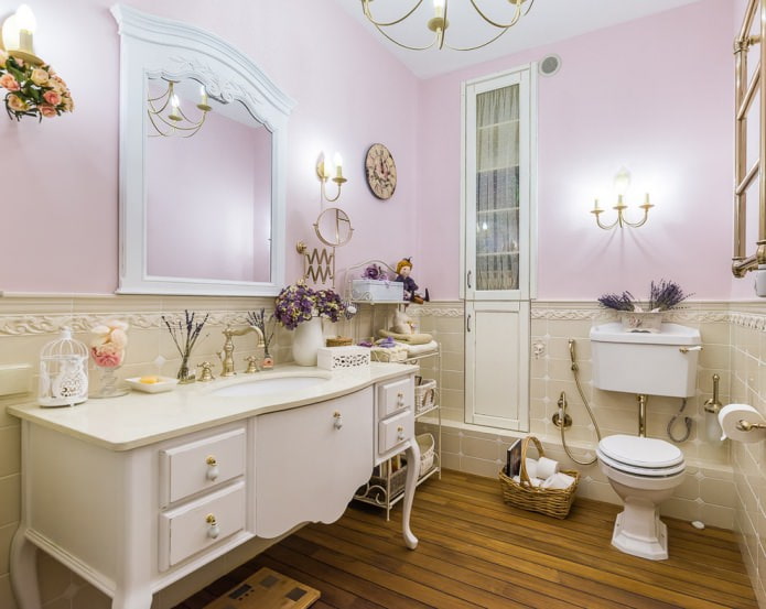 bagno nei toni della lavanda e del beige