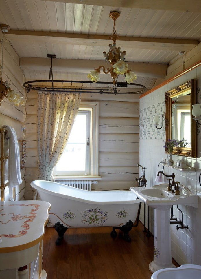 bagno in una casa in tronchi di legno