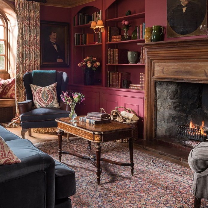 decorazione della parete in stile inglese