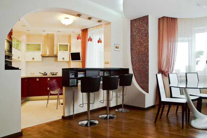 semiarco nell'interno della cucina