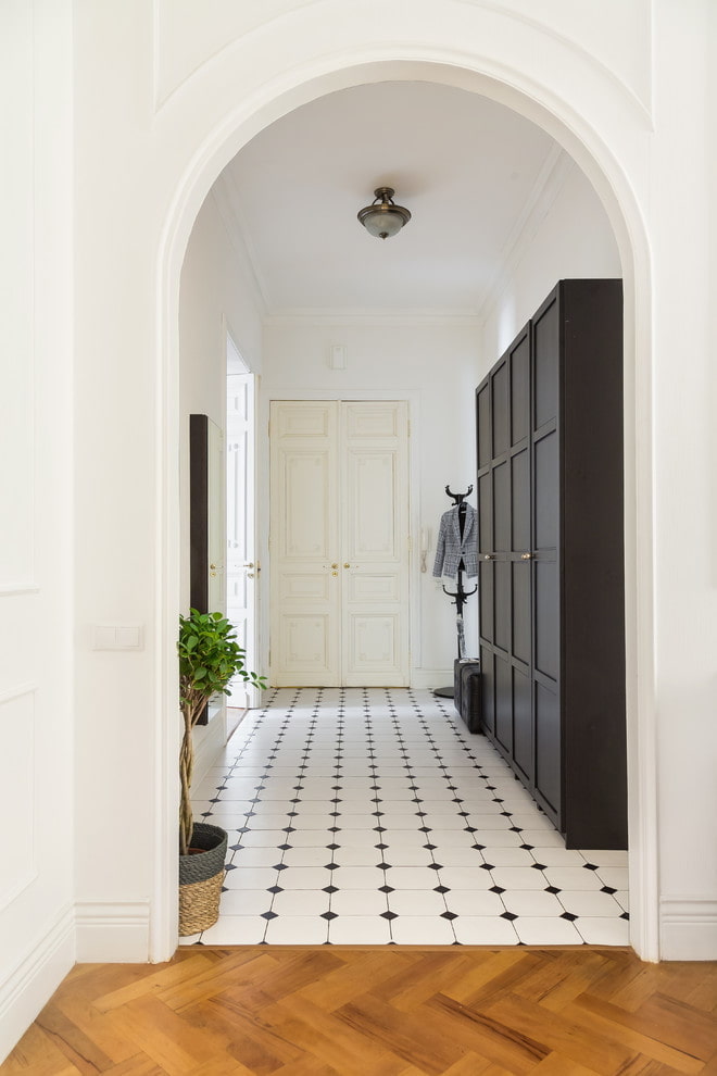 arco in cartongesso con verniciatura all'interno