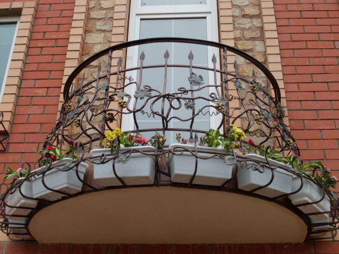 progettazione del balcone in un progetto di casa privata