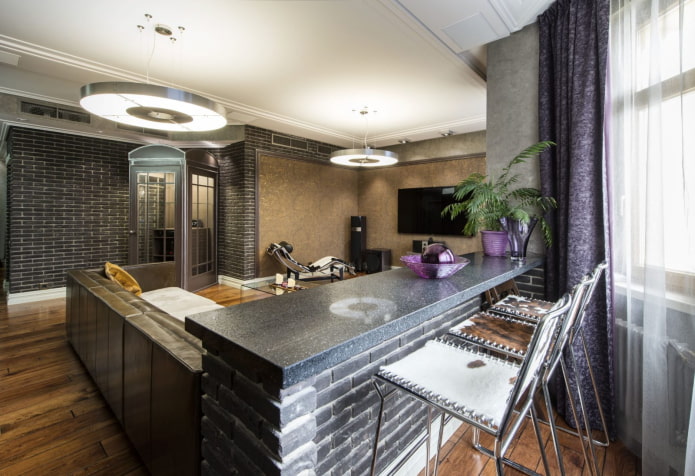 bancone da bar nell'ingresso in stile loft