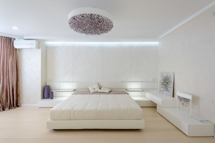 decorazione della camera da letto nei toni del bianco