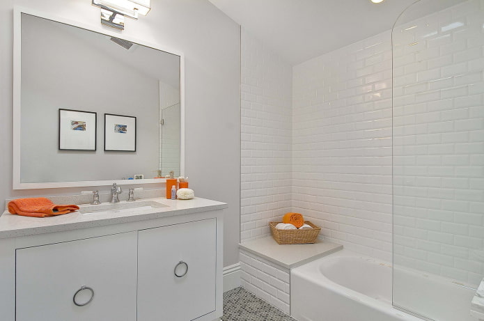 decorazione d'interni del bagno bianco