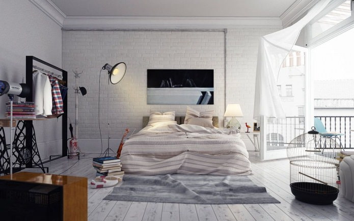 muro di mattoni bianchi nella camera da letto