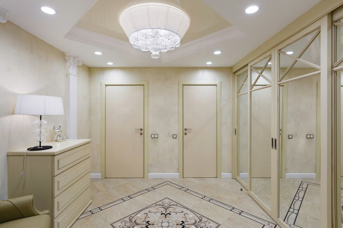 Soffitto bianco e beige