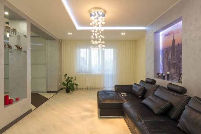 soffitto in cartongesso con illuminazione nell'ingresso
