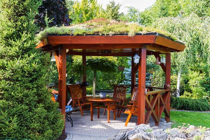 gazebo estivo semi-aperto