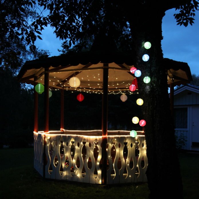 ghirlanda nel gazebo