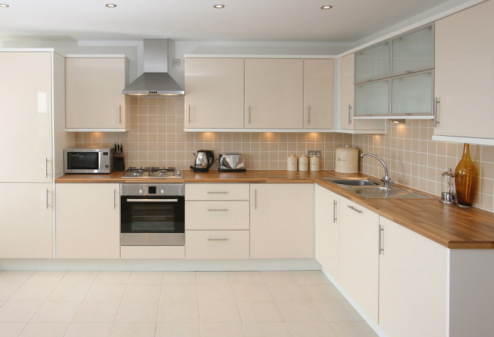 cucina angolare beige