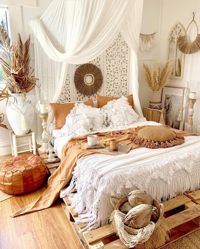 letto con pallet all'interno