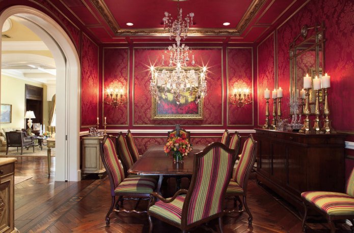 sala da pranzo in stile classico