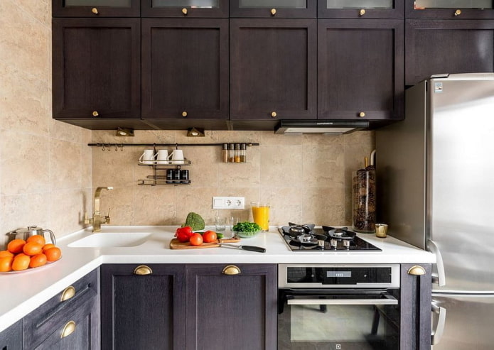 Interno della cucina in una Brezhnevka