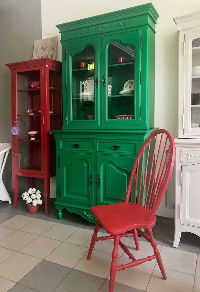 credenza luminosa in cucina
