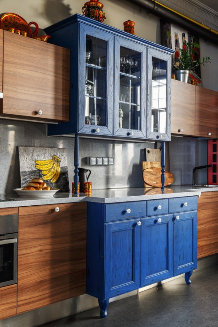 buffet integrato nel set da cucina