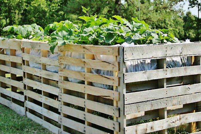 Recinzione in pallet