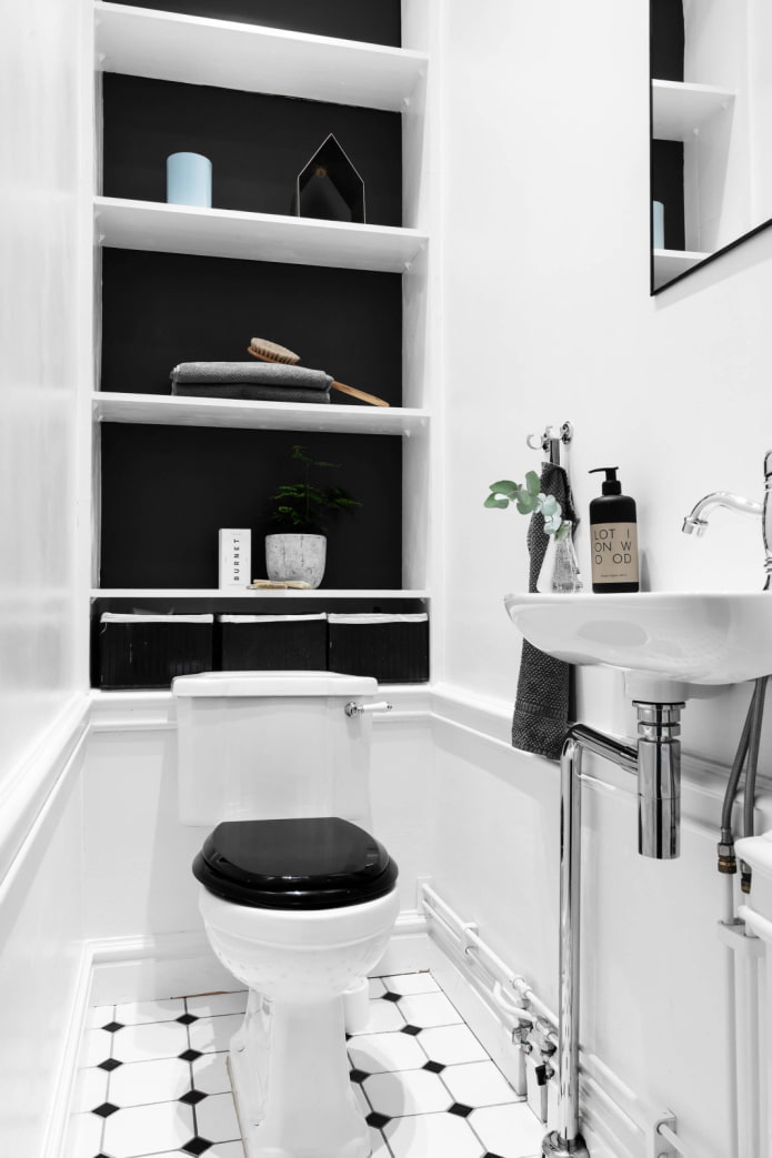 WC bianco e nero