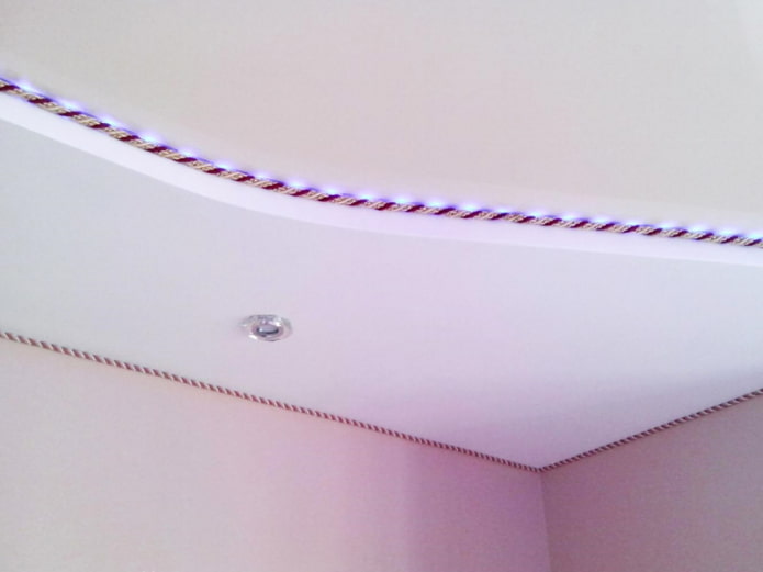corda per soffitto con retroilluminazione