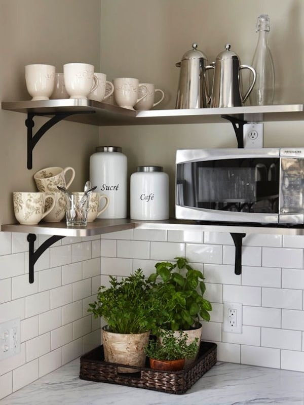 decorazione d'angolo in cucina