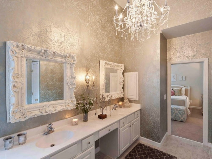 decorazione a specchio in stile classico