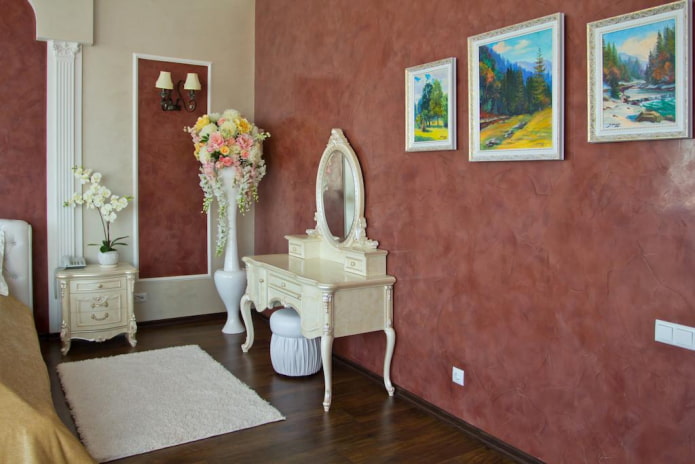 intonaco rosso all'interno