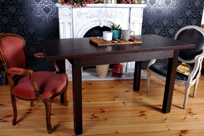tavolo in legno wengé per interni