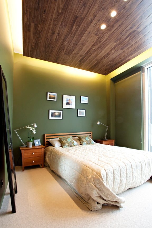 soffitto in legno con retroilluminazione