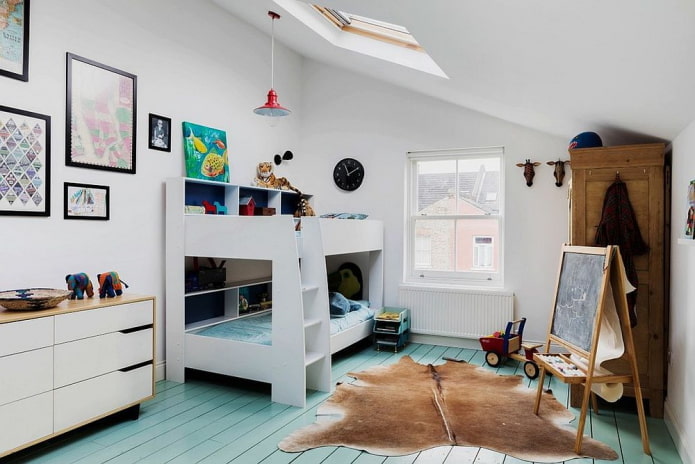 Cameretta per due ragazzi in stile scandinavo