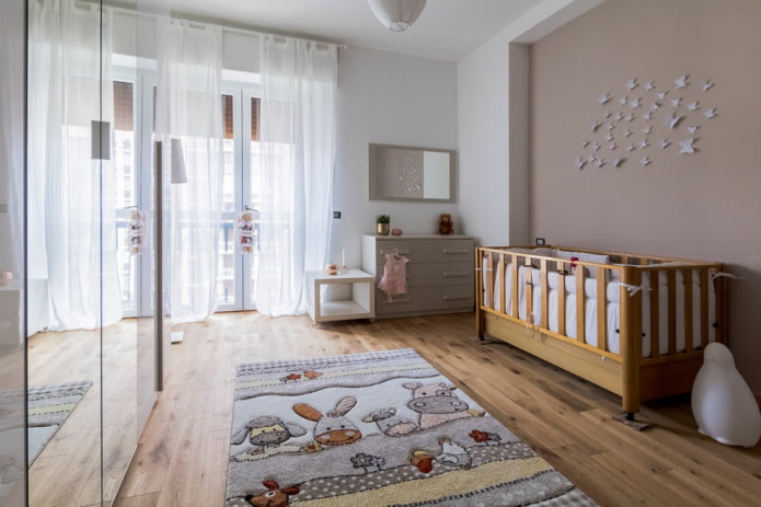 decorazioni e tessuti per l'interno della cameretta del bambino