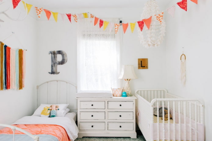 camera da letto per due bambini di età diverse