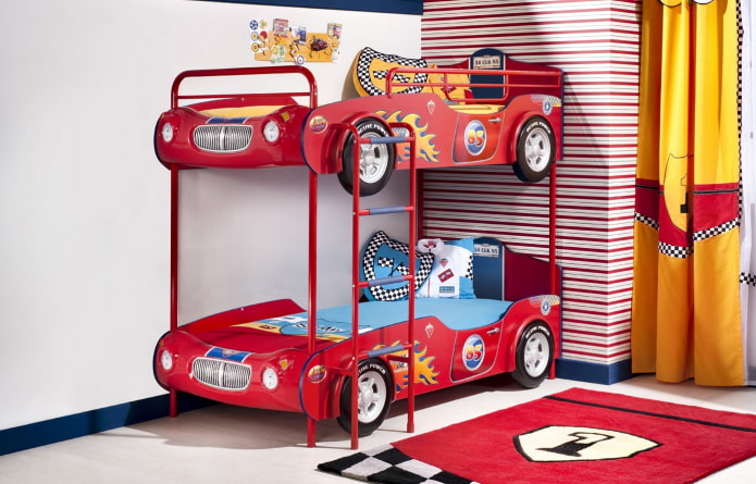 letto a castello-carrozzina nella cameretta dei bambini
