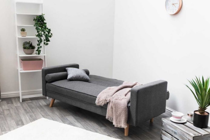 Divano pieghevole in stile scandinavo