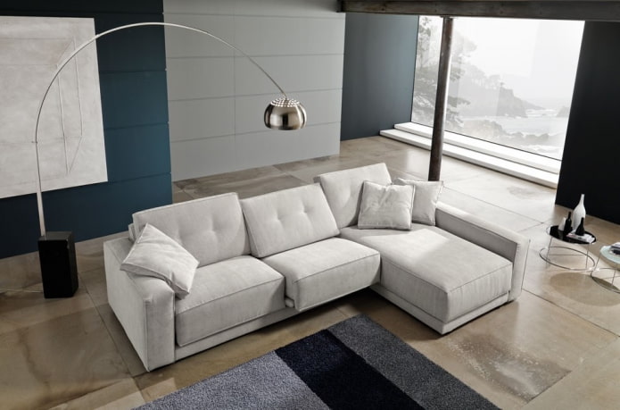 divano pieghevole in stile minimalista