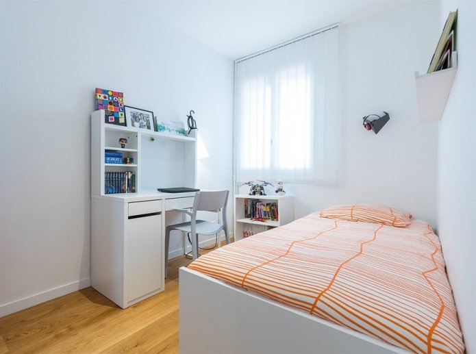 Progetto di una camera da letto di 9 metri quadrati per un bambino
