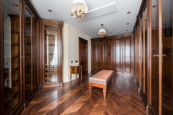 decorazione all'interno dell'armadio