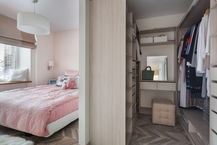 design dell'armadio all'ingresso della stanza