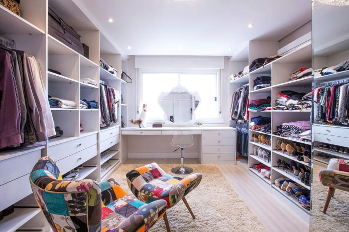 design moderno dell'armadio