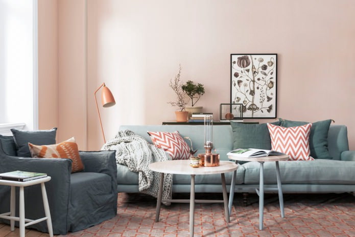 Interno grigio e rosa