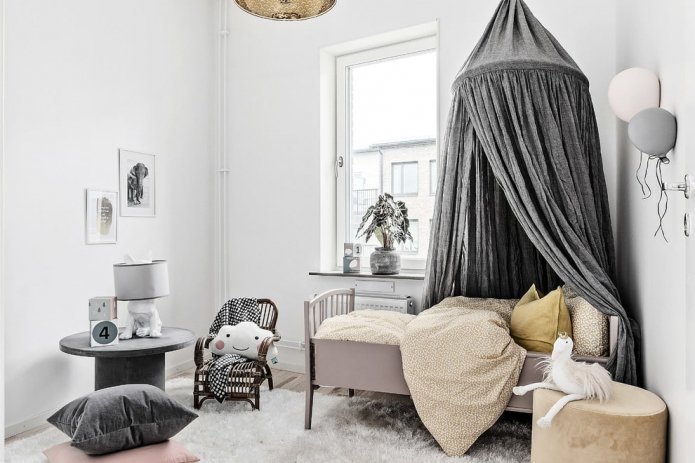 la cameretta di una bambina in stile scandinavo