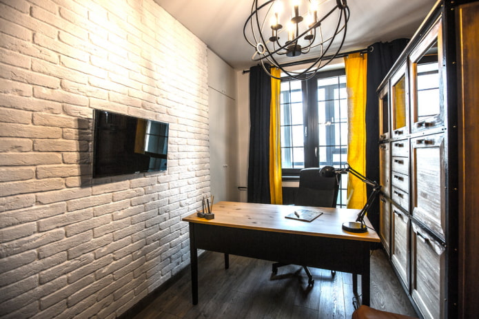 interno studio in stile loft