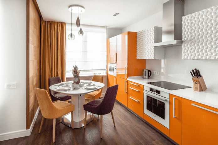 set di mobili all'interno di una cucina di 10 mq