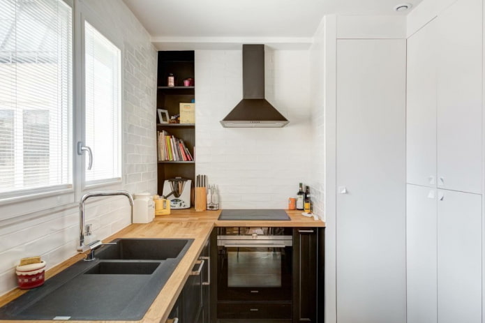 set da cucina per una cucina di 5 mq