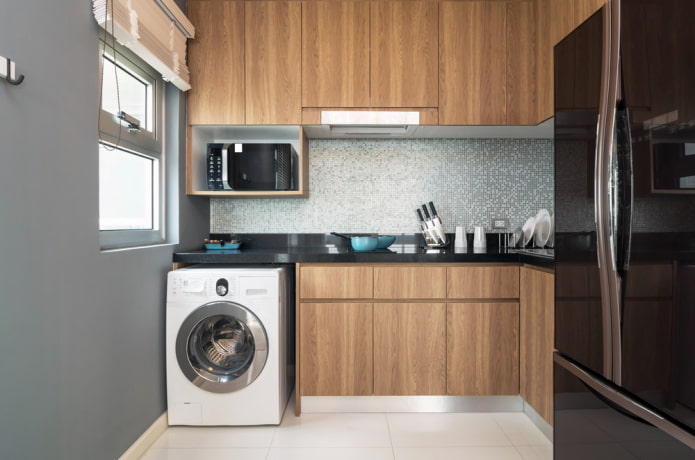 cucina di 6 metri quadrati con lavatrice