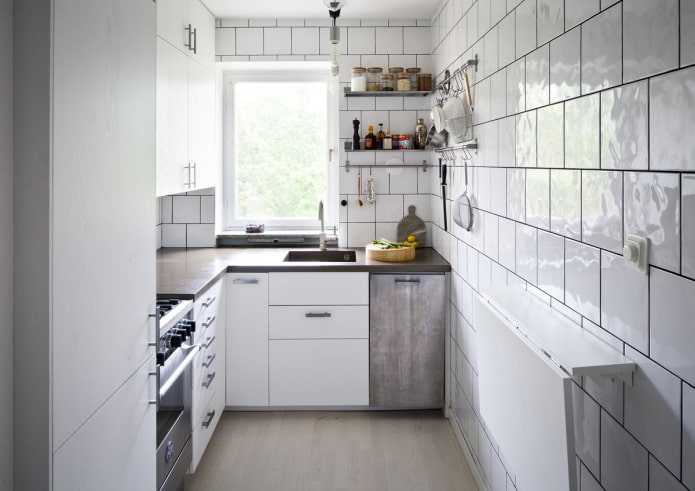 set da cucina da 8 mq