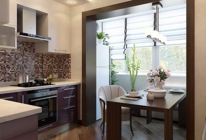 interno cucina di 8 mq con balcone