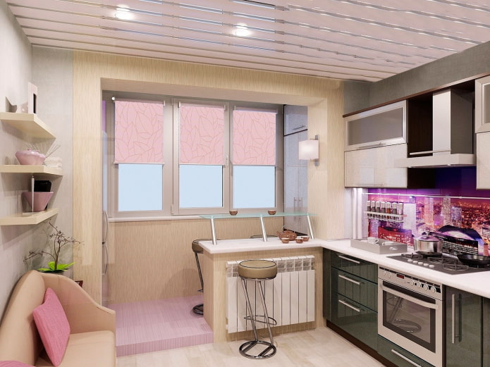 cucina combinata con balcone