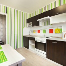 Progettazione della cucina con carta da parati verde: 55 foto moderne dell'interno-10