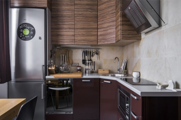 design della cucina all'interno di un appartamento di 45 metri quadrati