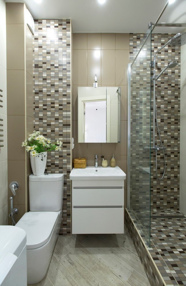 progettazione del bagno all'interno di un appartamento di 45 metri quadrati